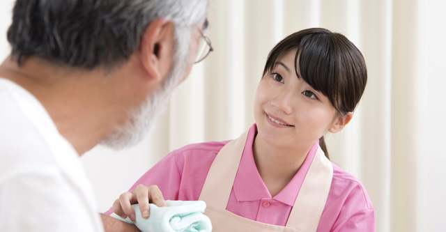 介護において 心身を清潔に保つ清拭の効果 介護職専門 お悩み解決コラム ケアジョブ